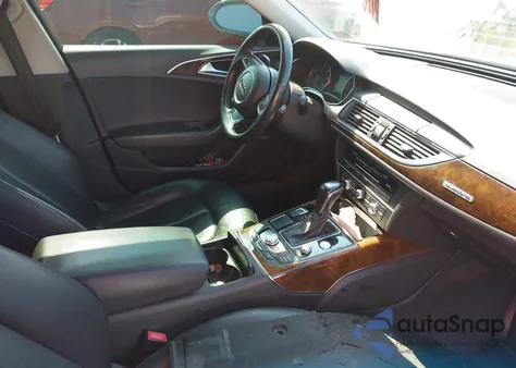 2016 Audi A6 2.0T Premium Plus z USA, uszkodzony, nr VIN WAUGFAFCXGN093334